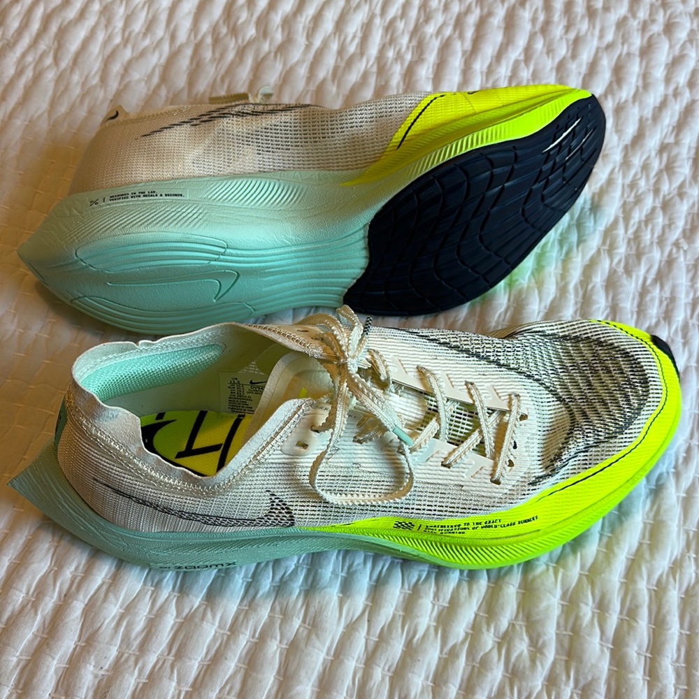 Nike ZoomX Vaporfly 2 Running Shoe